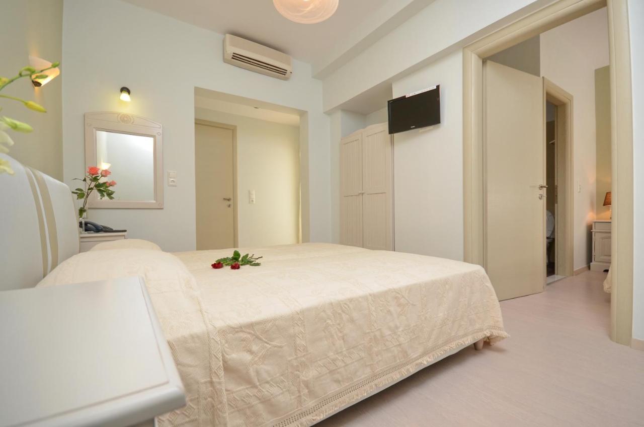 Aparthotel Blue Sky Naxos City Habitación foto