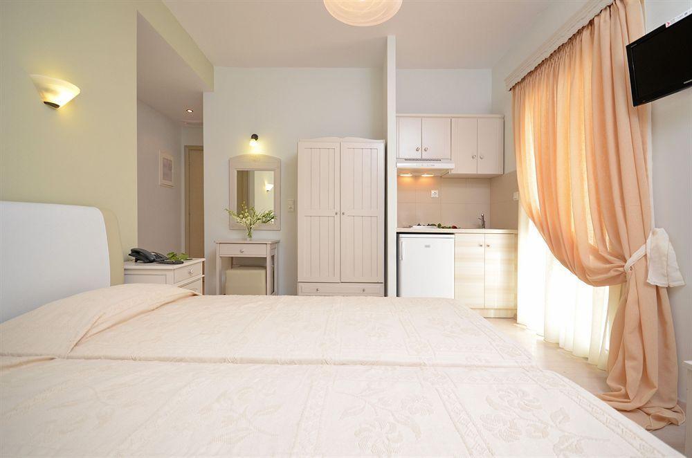 Aparthotel Blue Sky Naxos City Exterior foto